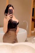 Simran Busty Indian girl Dubai Escorts 2